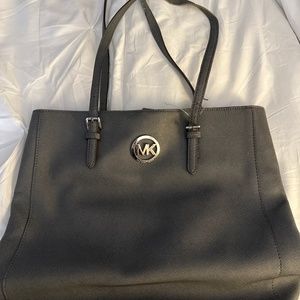 Greay Michael Kors shoulder bag